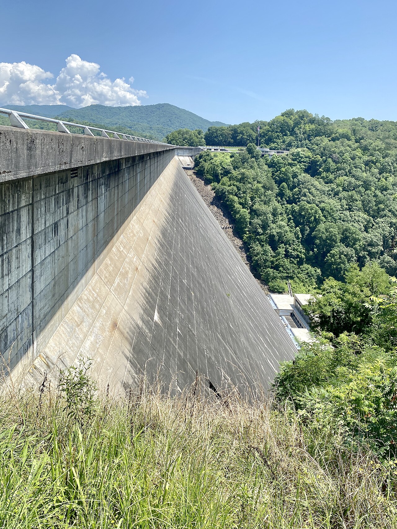 18 Millionen Euro für neues Hochwasserrückhaltebecken in Südniedersachsen